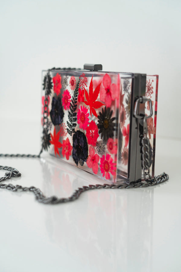 RED/BLACK FLORAL CLUTCH