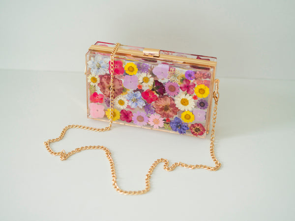 COLORFUL FLORAL CLUTCH