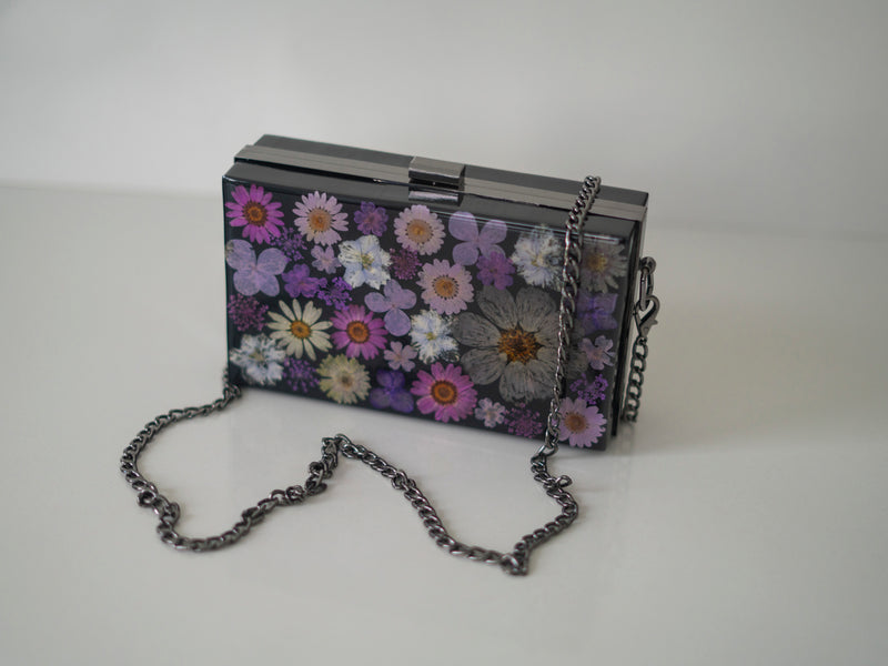 PURPLE/BLACK FLORAL CLUTCH