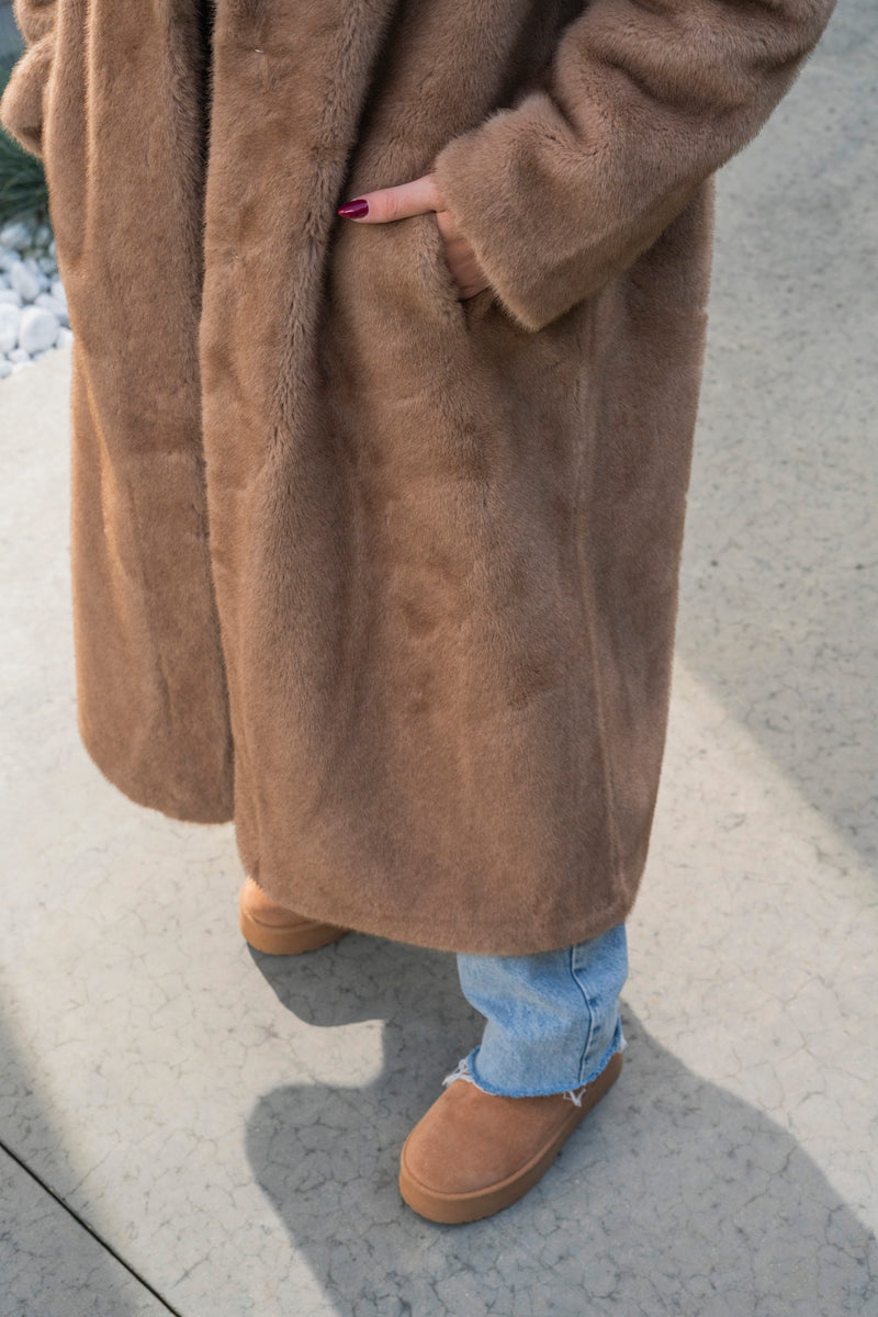 LONG FAUX FUR COAT