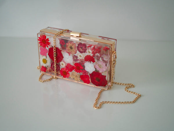 RED/WHITE FLORAL CLUTCH