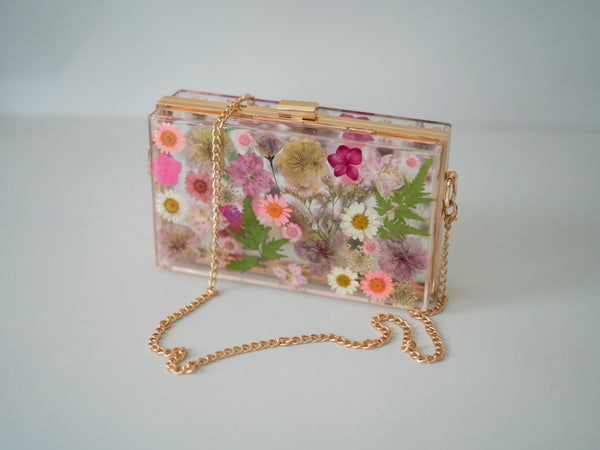 VINTAGE PINK FLORAL CLUTCH