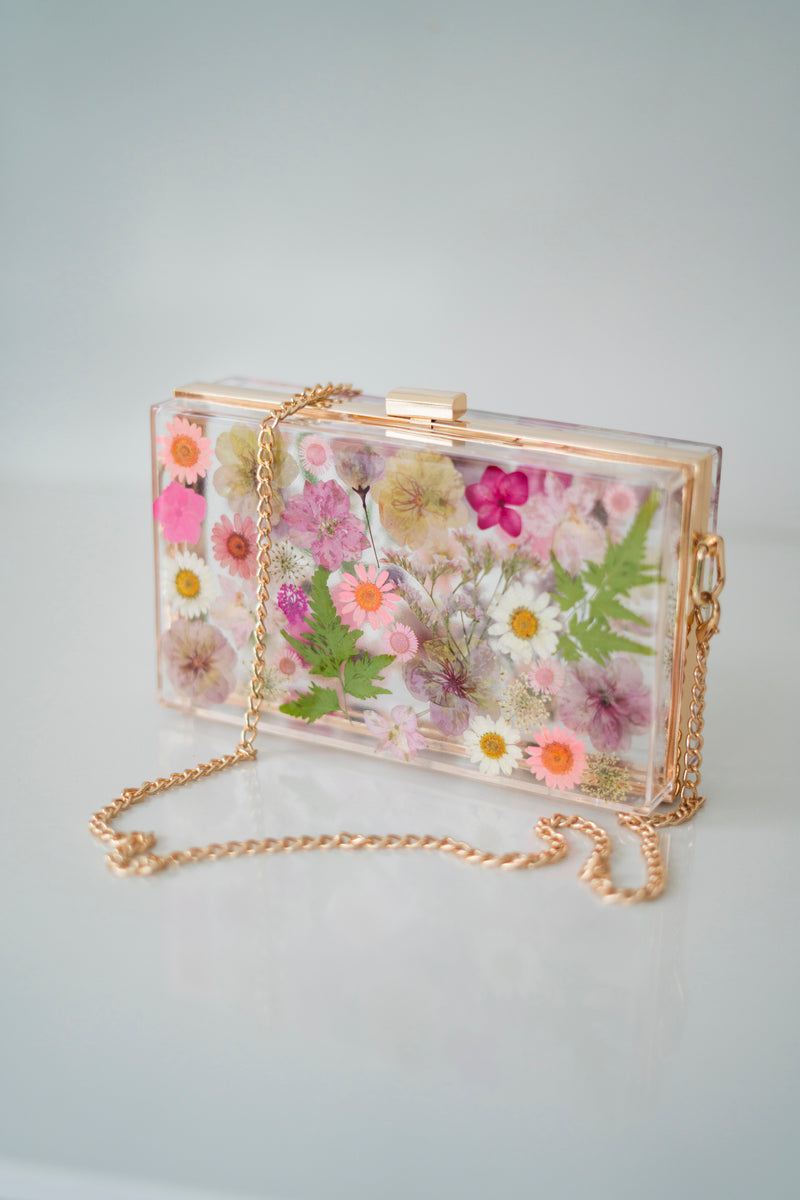 VINTAGE PINK FLORAL CLUTCH