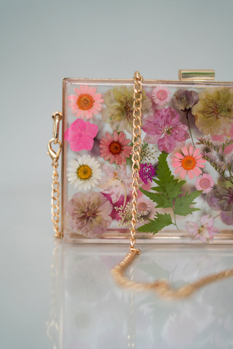 VINTAGE PINK FLORAL CLUTCH