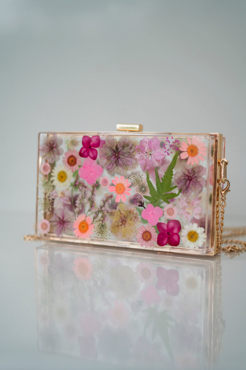 VINTAGE PINK FLORAL CLUTCH