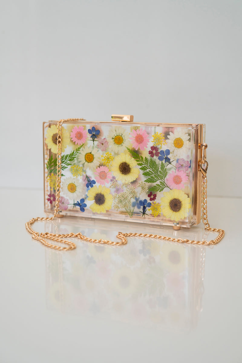 SPRING FLORAL CLUTCH