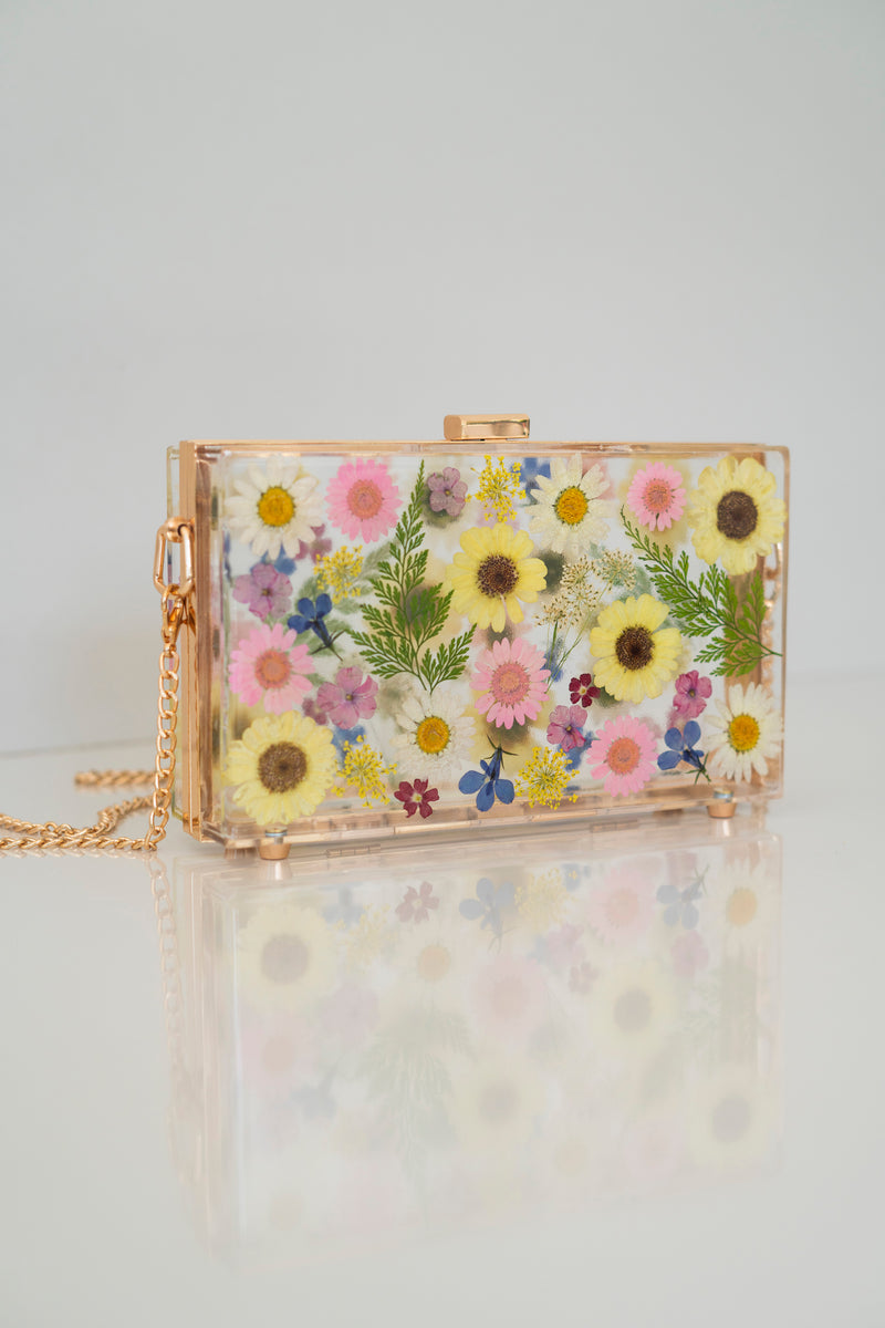 SPRING FLORAL CLUTCH