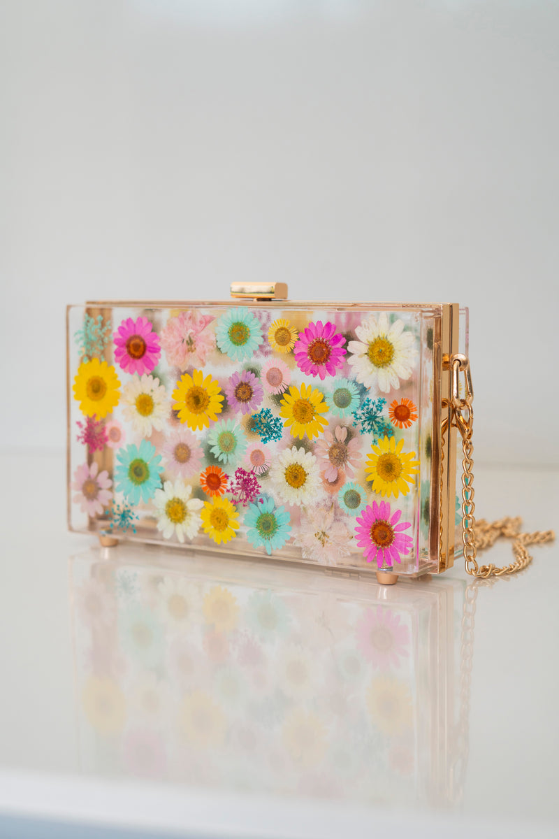 PASTEL FLORAL CLUTCH