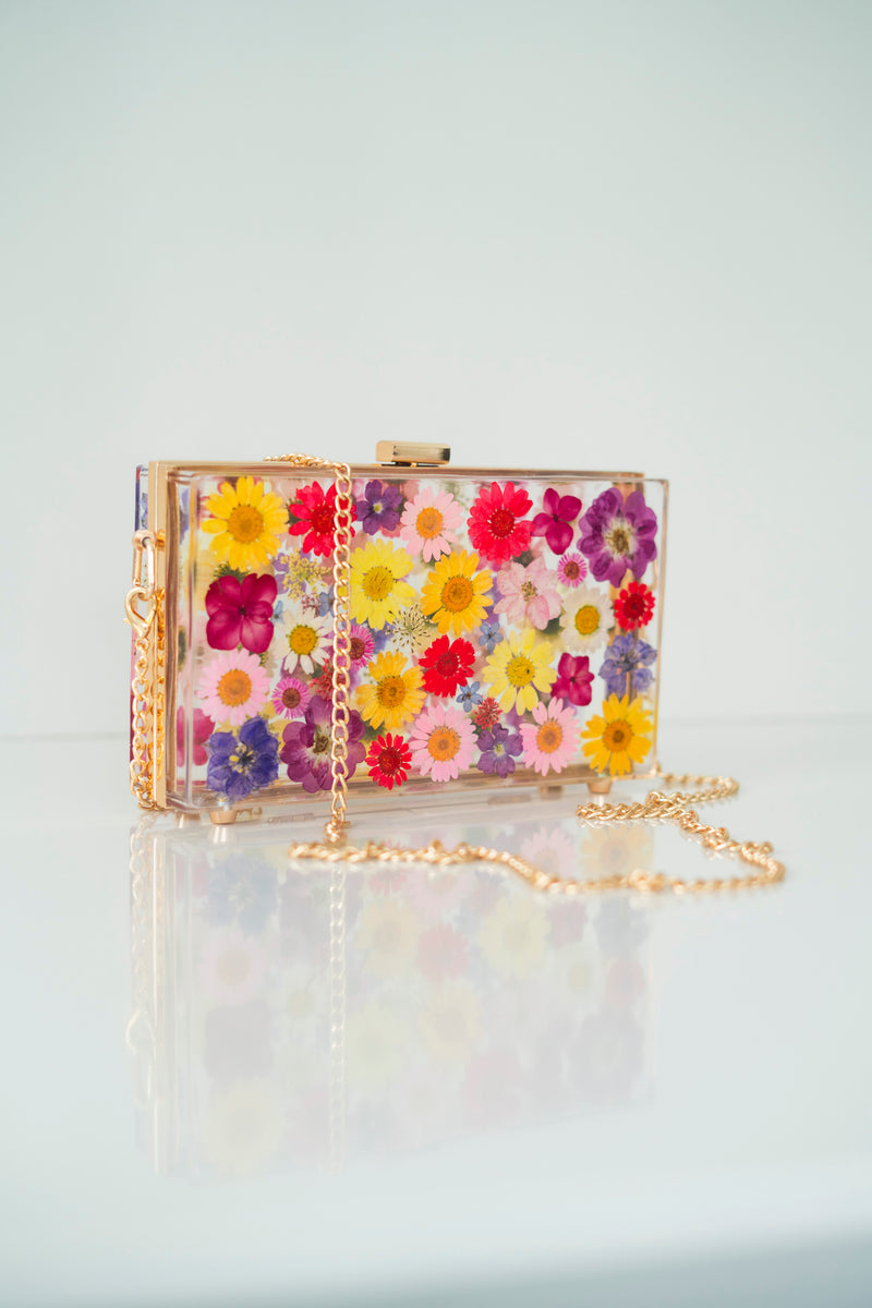 MULTICOLOR FLORAL CLUTCH