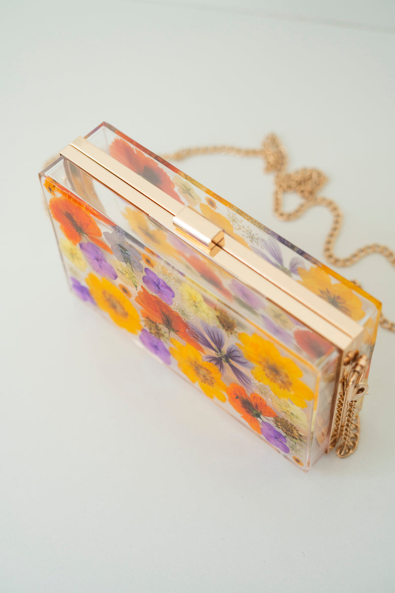 THE SUNSET FLORAL CLUTCH
