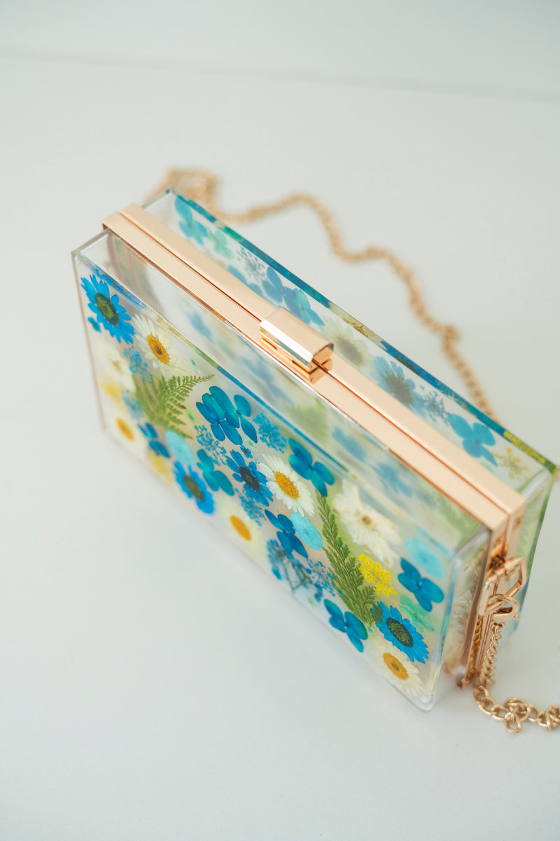 BLUE FLORAL CLUTCH