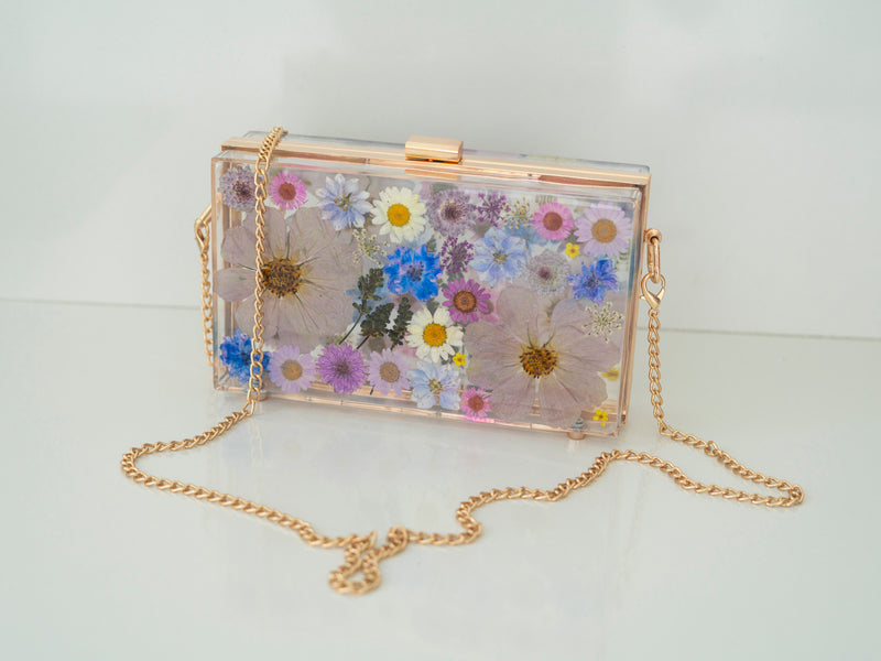 VINTAGE PURPLE FLORAL CLUTCH