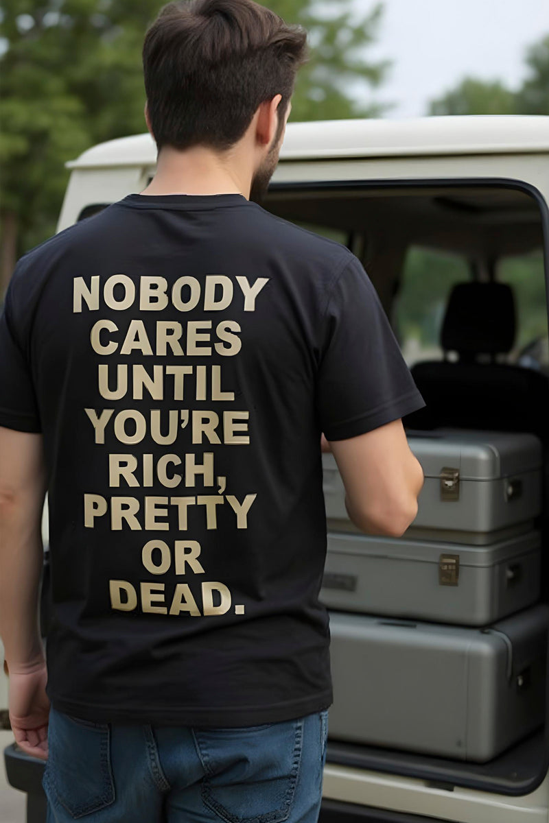 NOBODY CARES. T-SHIRT BLACK