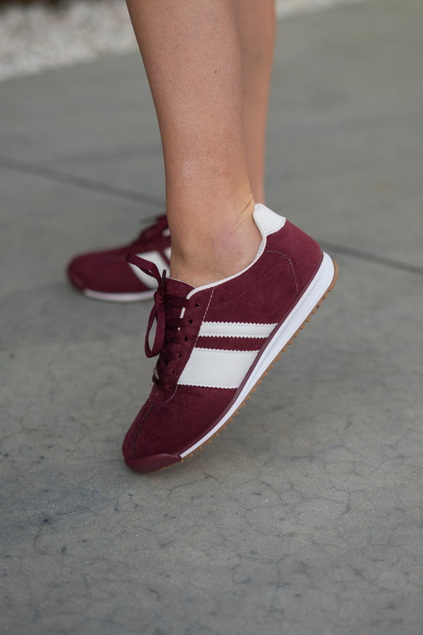 BORDEAUX SNEAKERS
