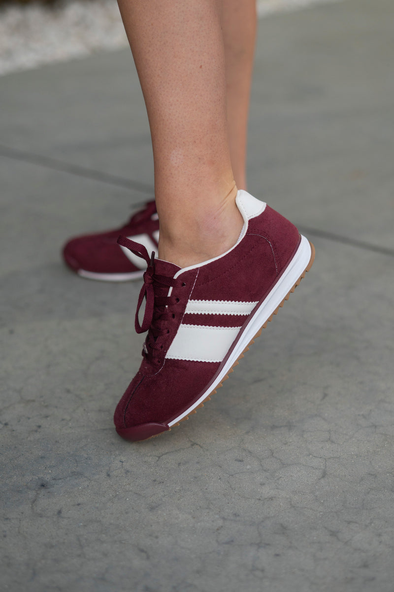 BORDEAUX SNEAKERS