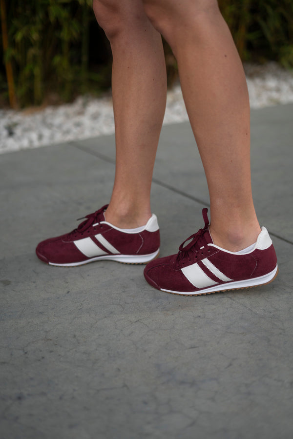 BORDEAUX SNEAKERS
