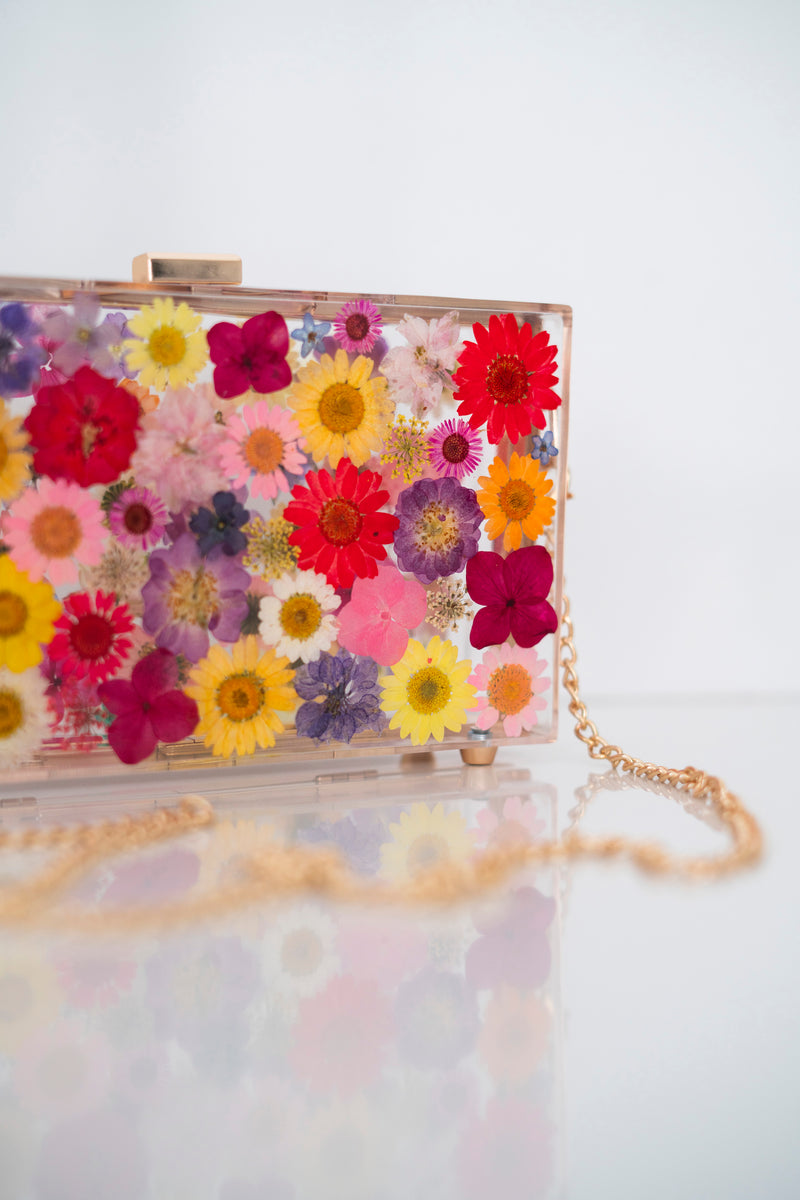 MULTICOLOR FLORAL CLUTCH