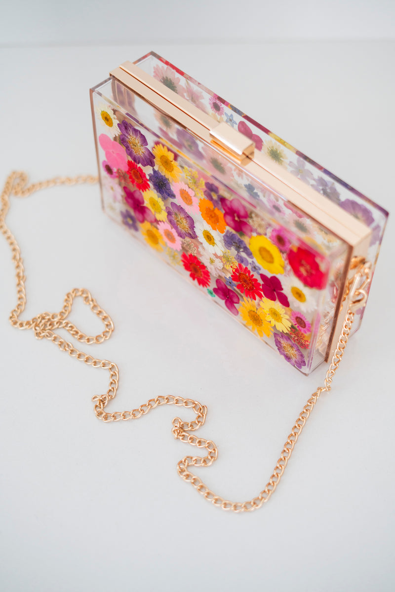 MULTICOLOR FLORAL CLUTCH