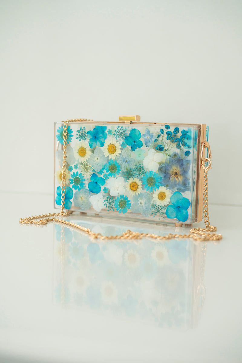 SPARKLY BLUE FLORAL CLUTCH