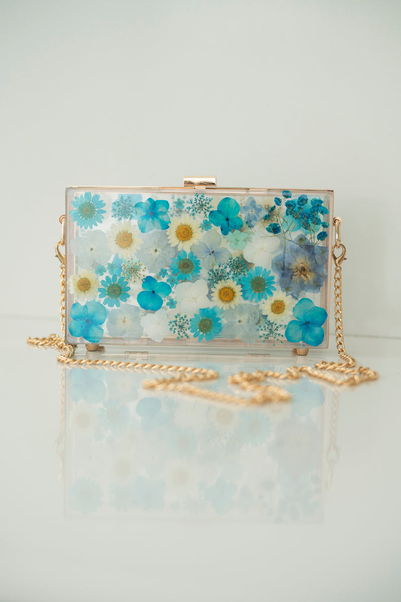 SPARKLY BLUE FLORAL CLUTCH