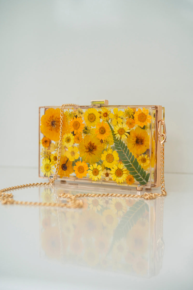 GOLDEN BLOOM FLORAL CLUTCH