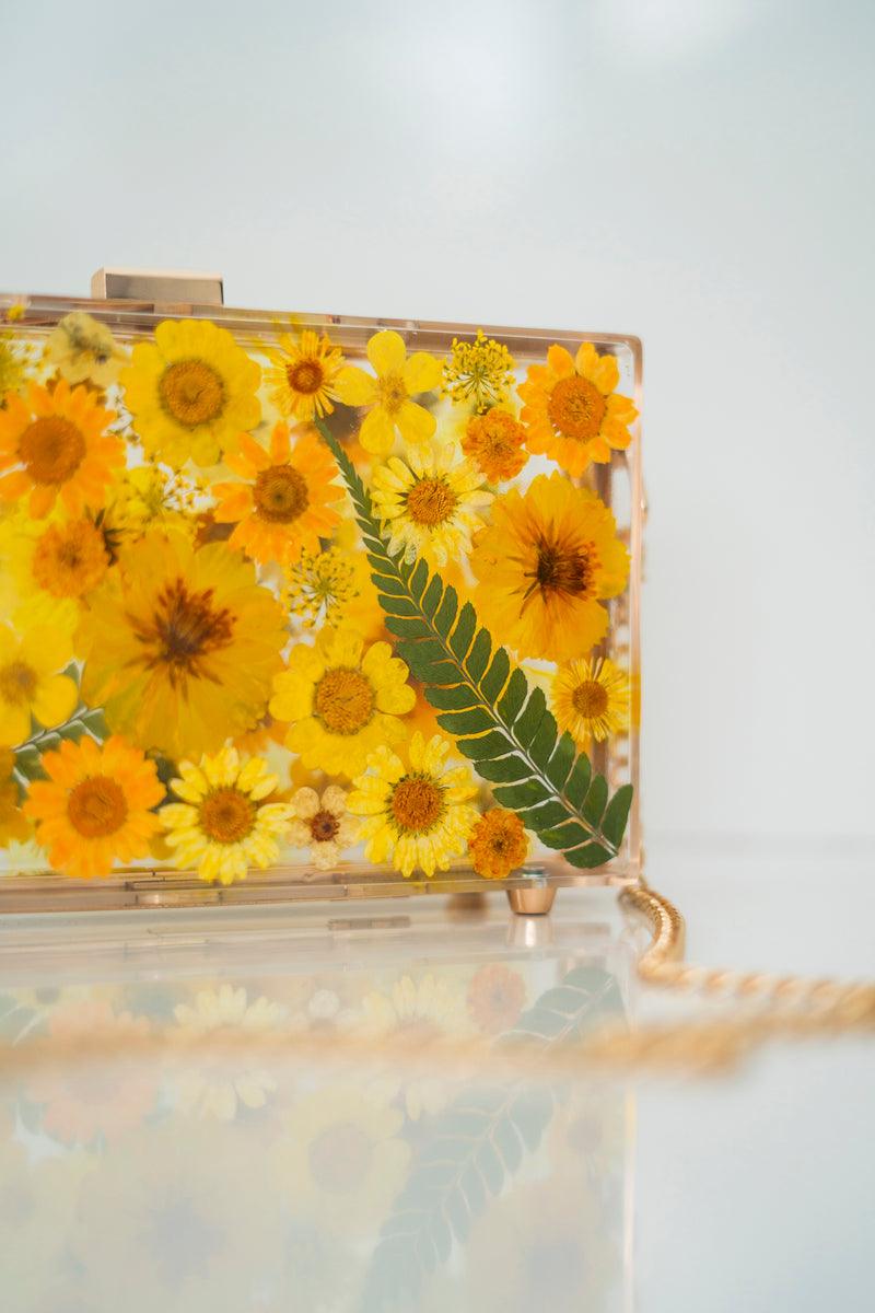 GOLDEN BLOOM FLORAL CLUTCH