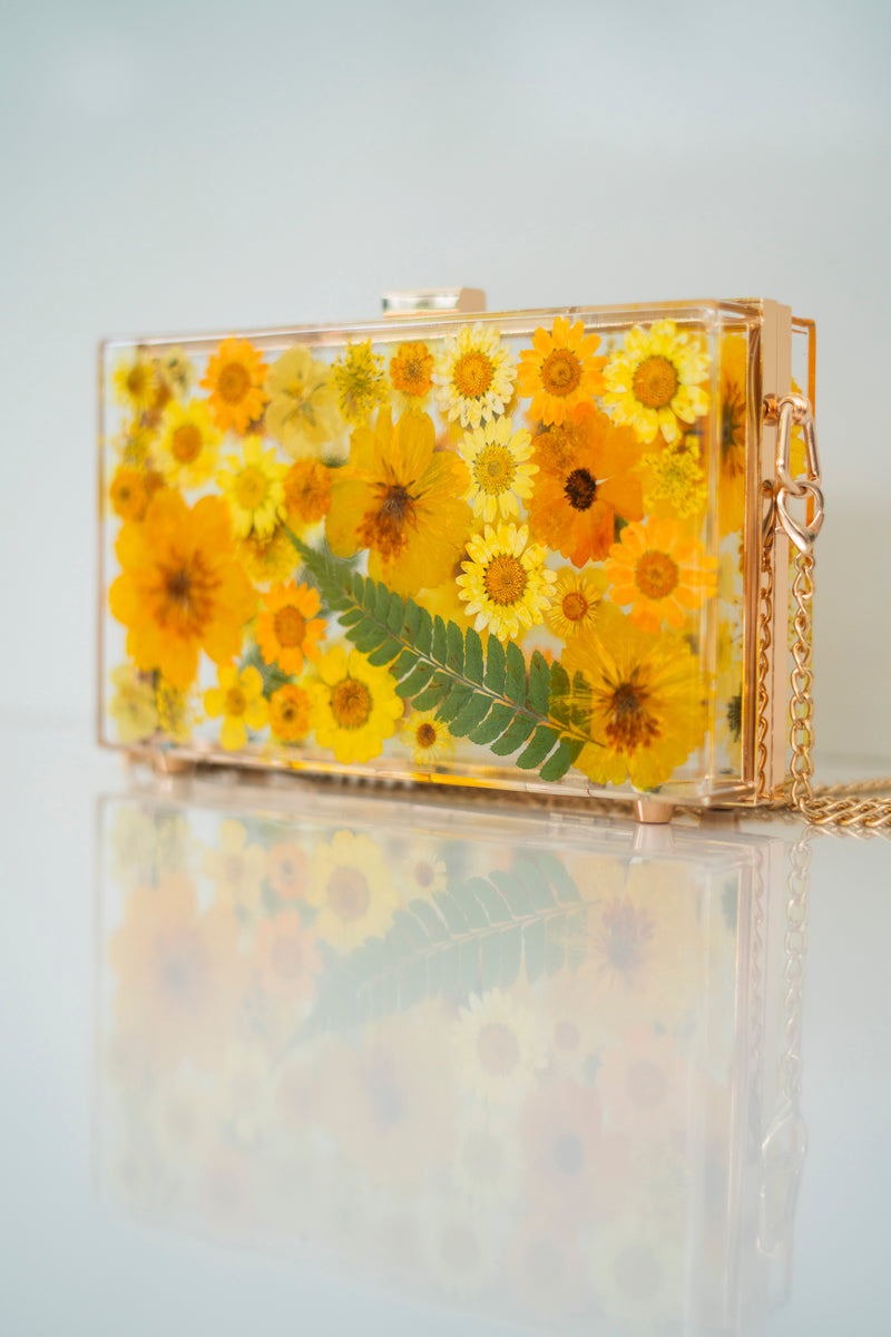 GOLDEN BLOOM FLORAL CLUTCH