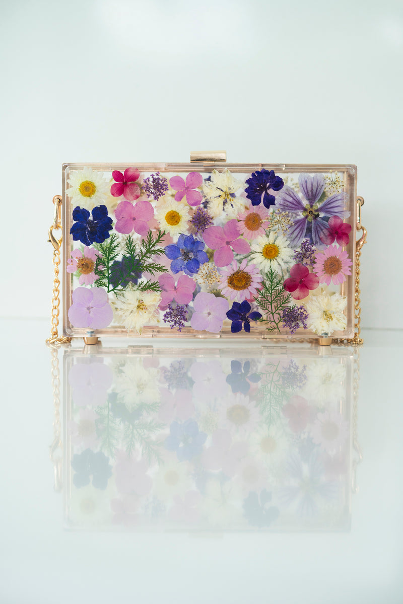 PURPLE/WHITE FLORAL CLUTCH