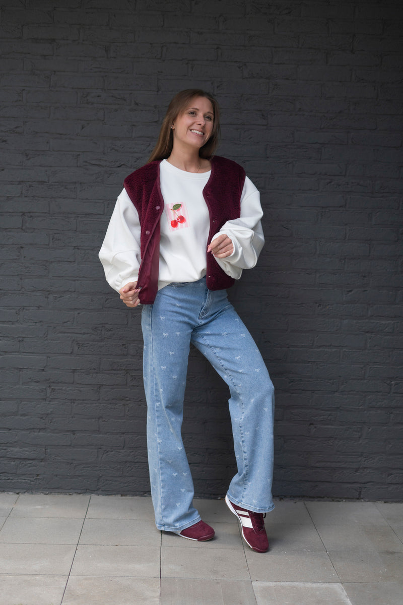 CHERRY SWEATER