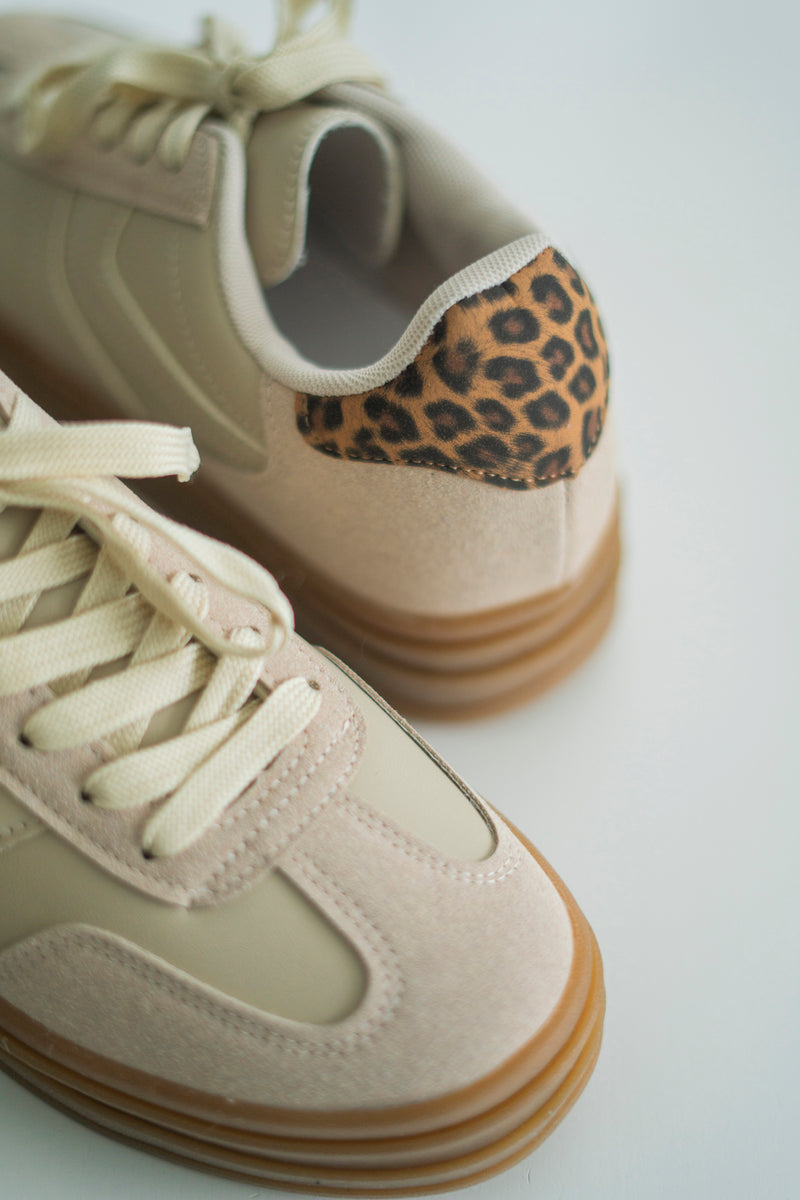 LEOPARD SNEAKERS