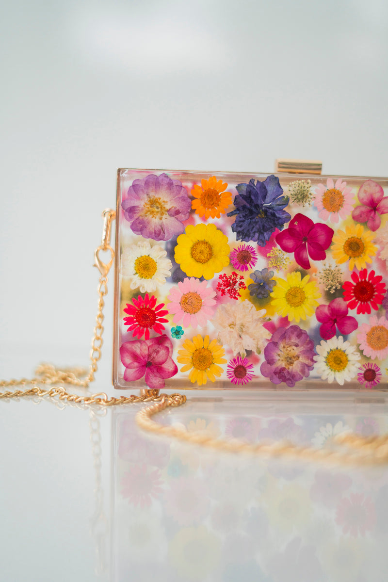 MULTICOLOR FLORAL CLUTCH