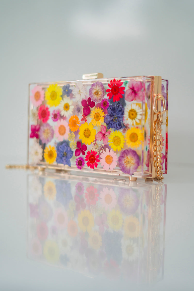 MULTICOLOR FLORAL CLUTCH