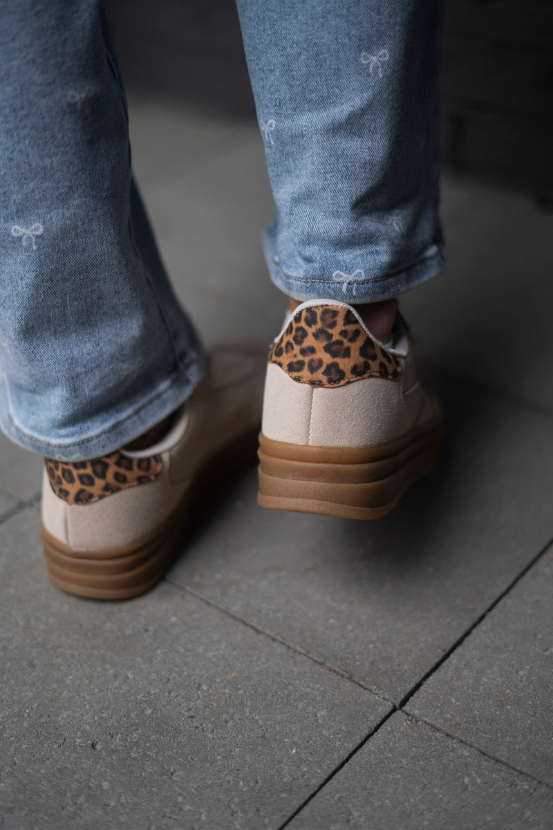 LEOPARD SNEAKERS