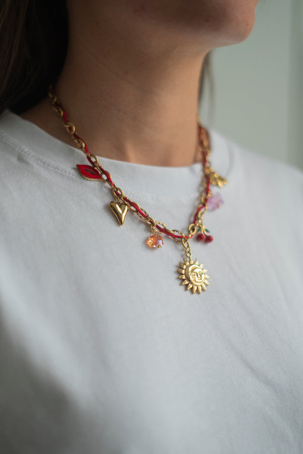 BORDEAUX CHARM NECKLACE
