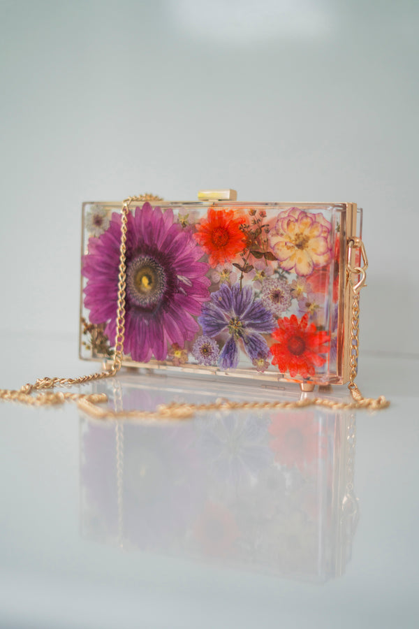 AUTUMN IS CALLING FLORAL CLUTCH