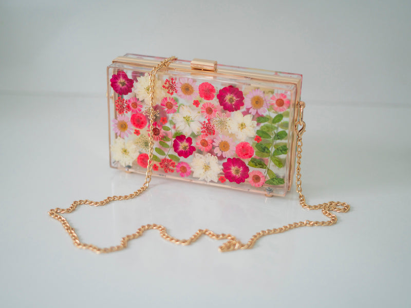 SOFT RED FLORAL CLUTCH