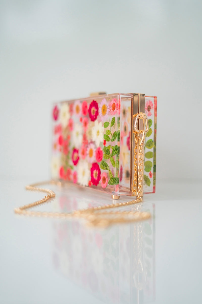 SOFT RED FLORAL CLUTCH