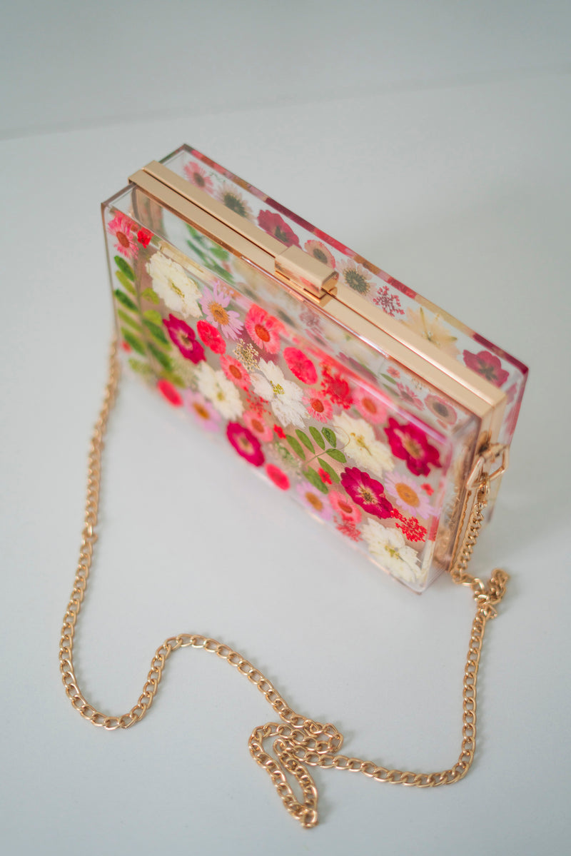 SOFT RED FLORAL CLUTCH