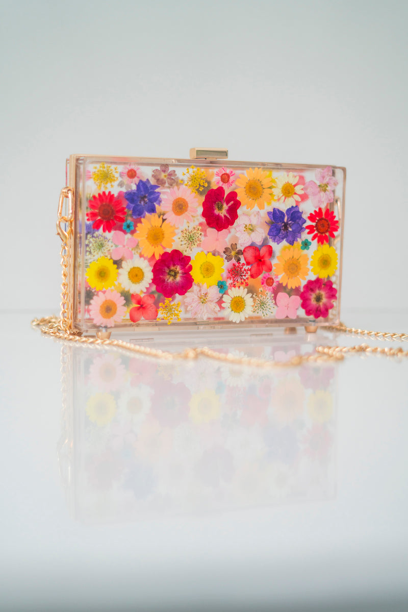 MULTICOLOR FLORAL CLUTCH