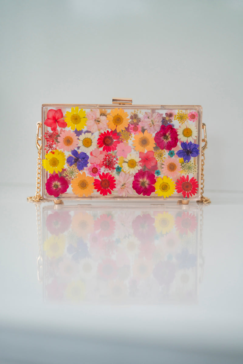 MULTICOLOR FLORAL CLUTCH
