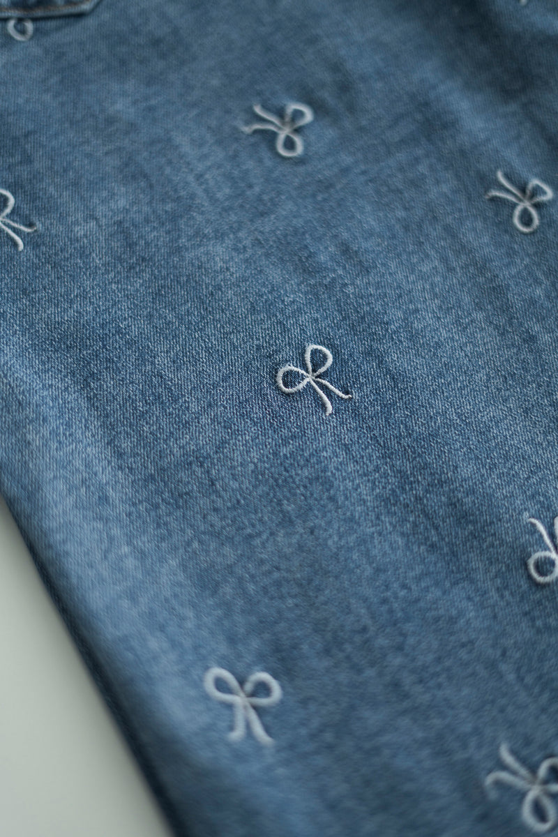 EMBROIDERED BOW JEANS