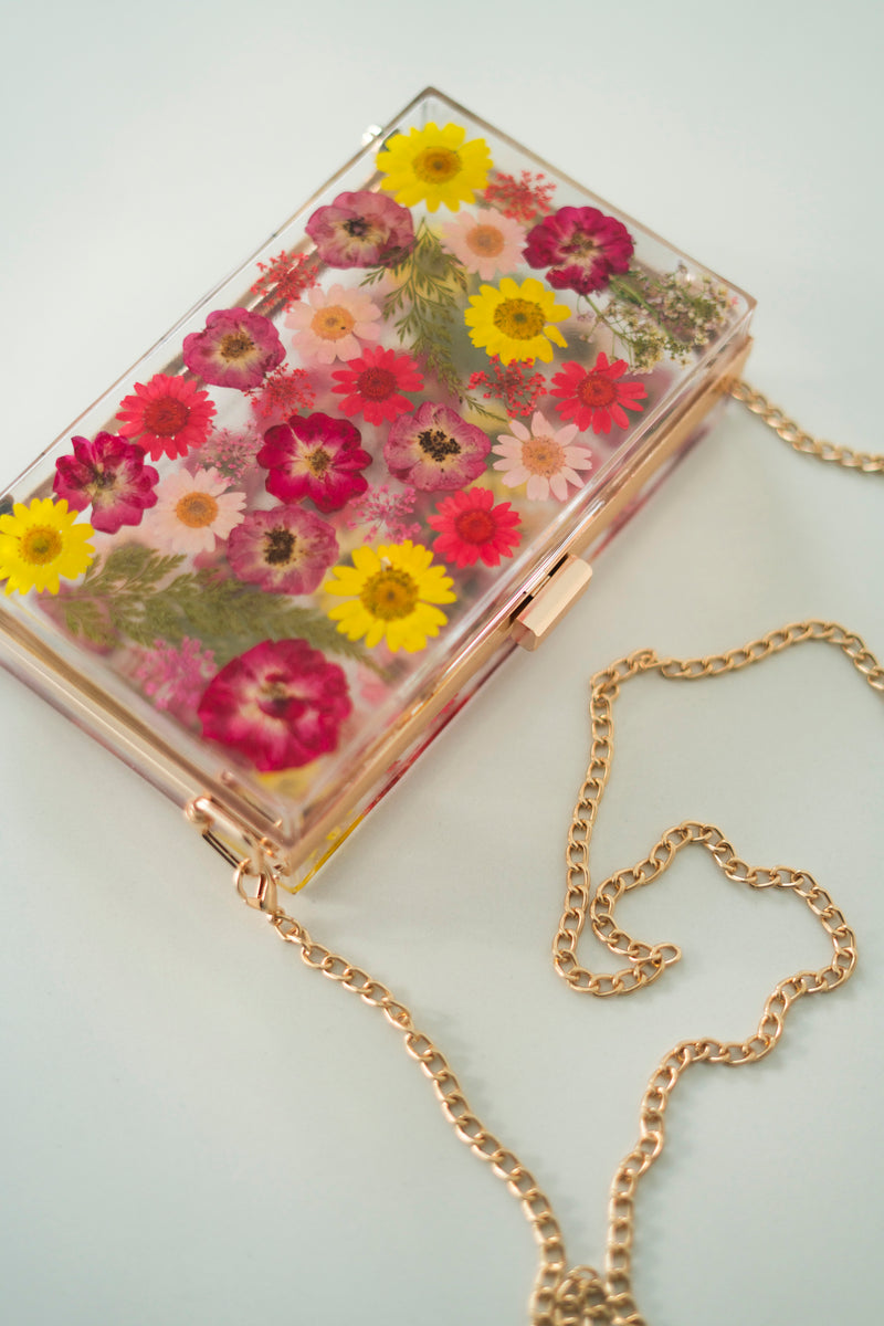 GARDEN FLOWER FLORAL CLUTCH