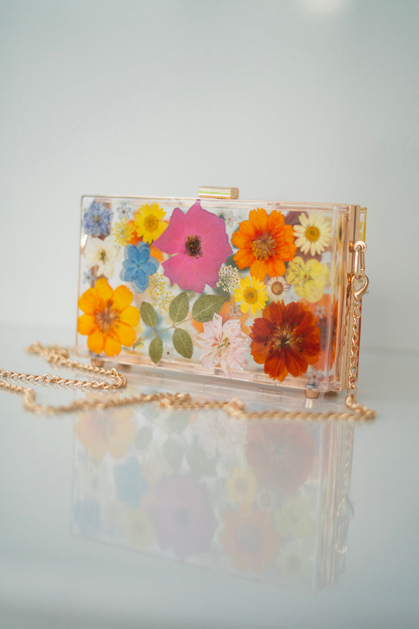BLOOM AURA FLORAL CLUTCH