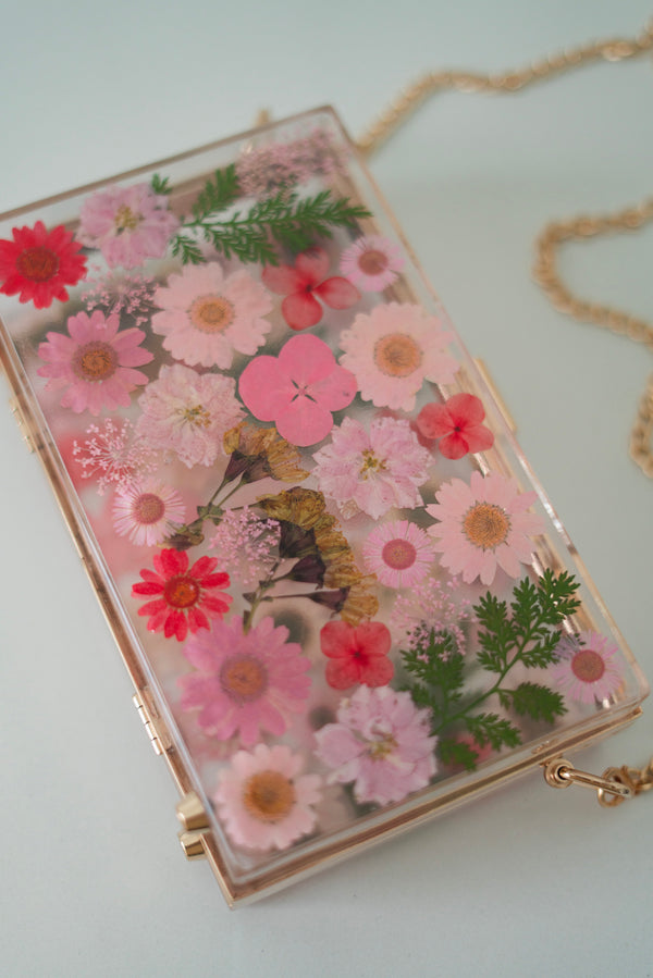 VINTAGE PINK FLORAL CLUTCH