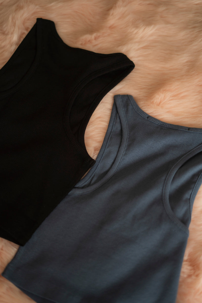 BASIC TOP BLACK AND BLUE
