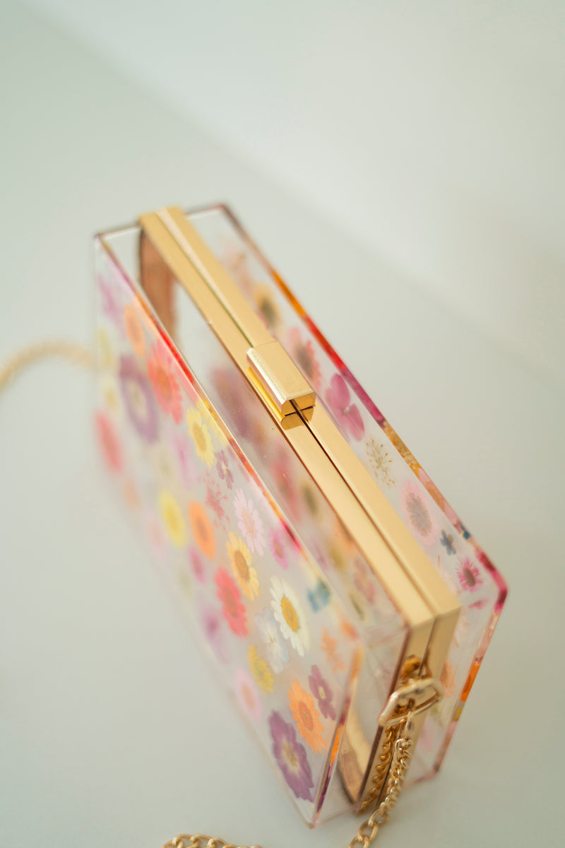 MULTICOLORED FLORAL CLUTCH