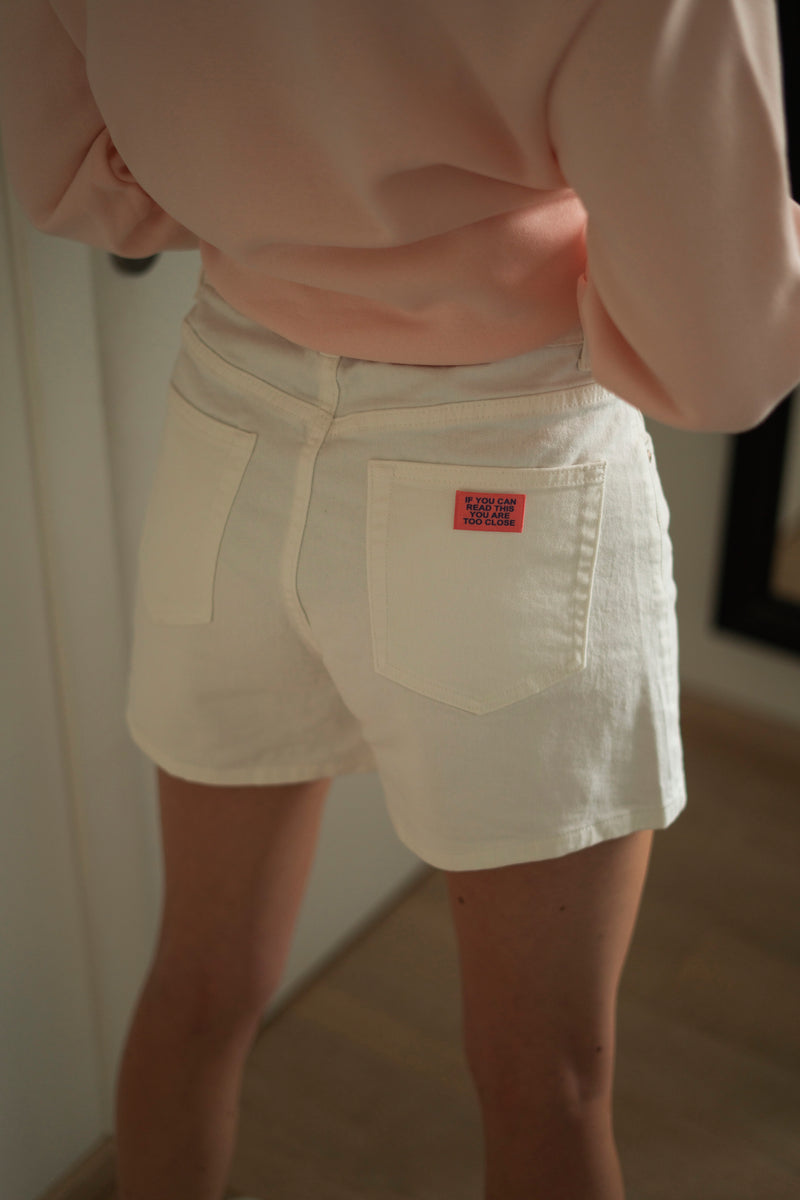 WHITE SHORT