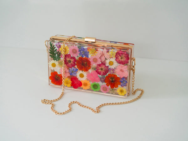 MULTICOLOR FLORAL CLUTCH