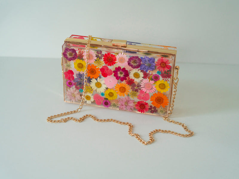 MULTICOLORED FLORAL CLUTCH