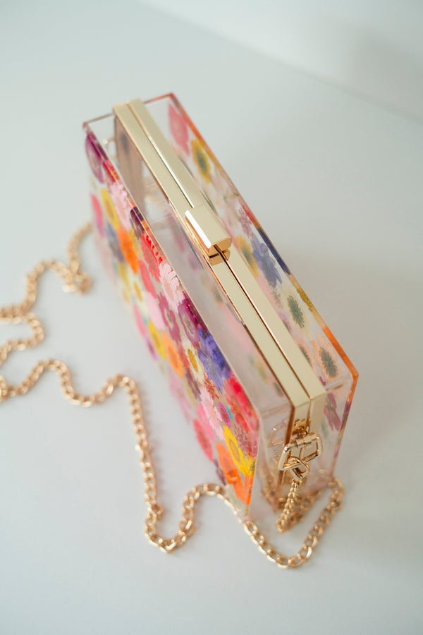 MULTICOLORED FLORAL CLUTCH